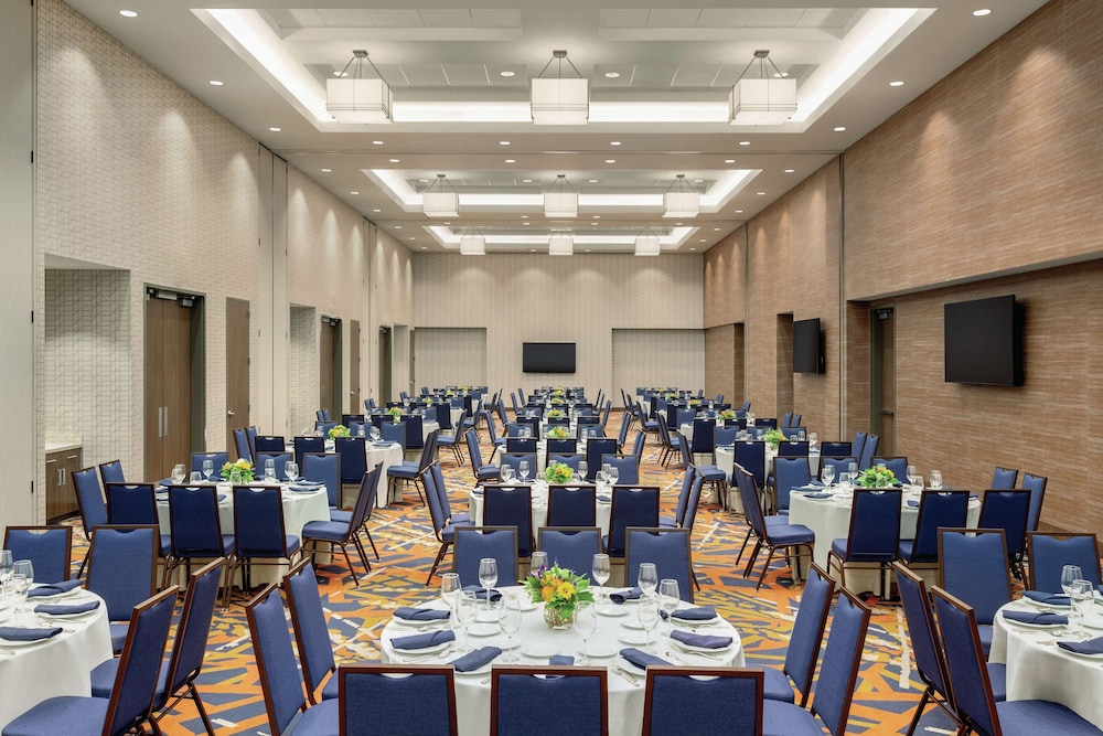Embassy Suites By Hilton South Jordan Salt Lake City 55/58