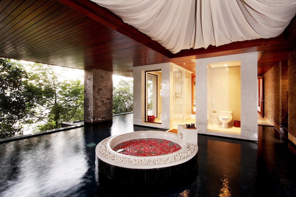 Paresa Resort Phuket 41/90