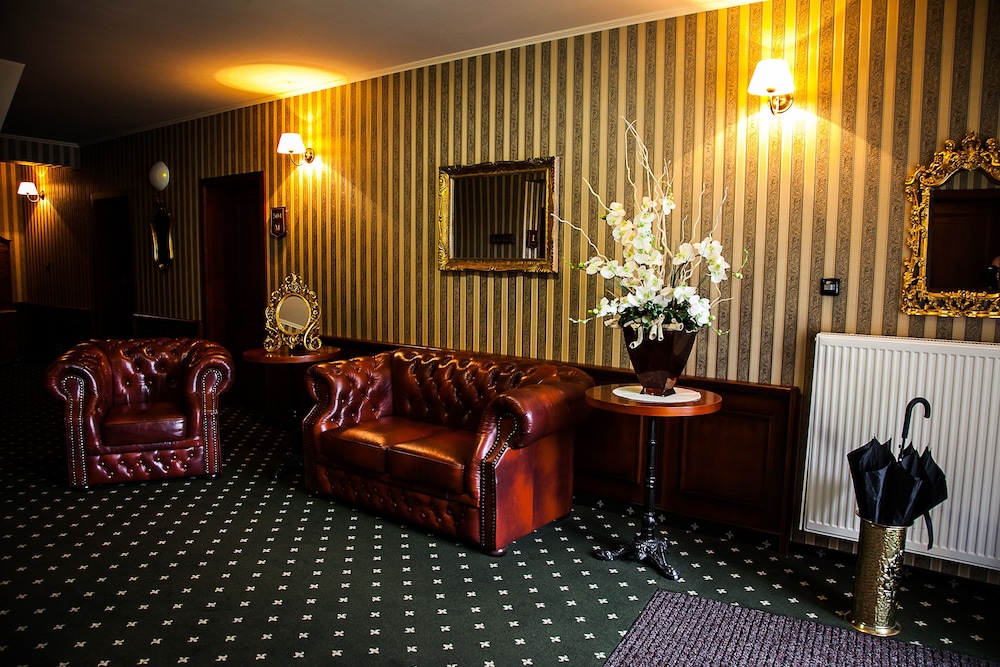 Golf Hotel Morris 38/62