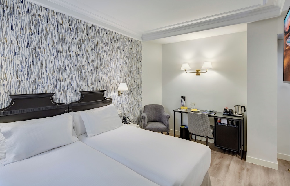 CLASSIC, TWIN BEDS