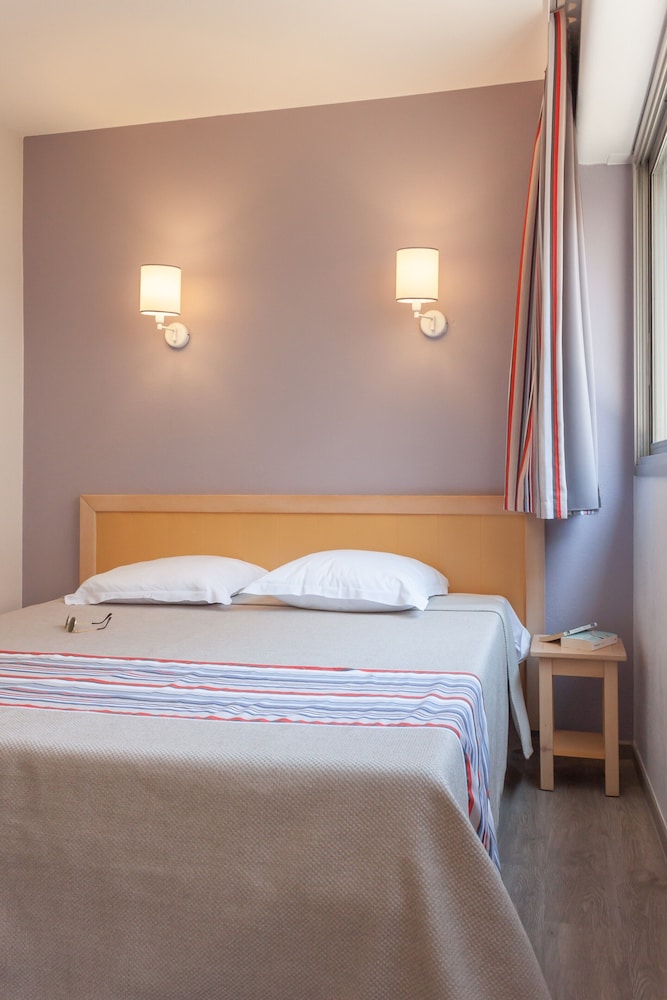 1 Bedroom, Apartment, Bunk Bed, No Balcony, Sofa, Alcove