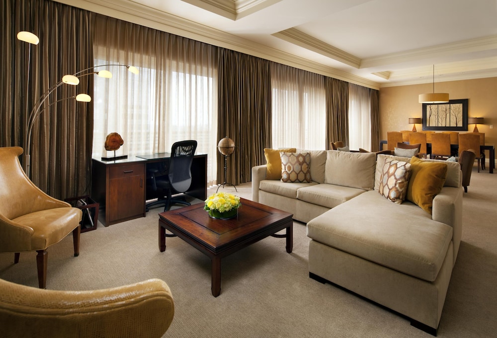 Hyatt Regency Bellevue 46/72