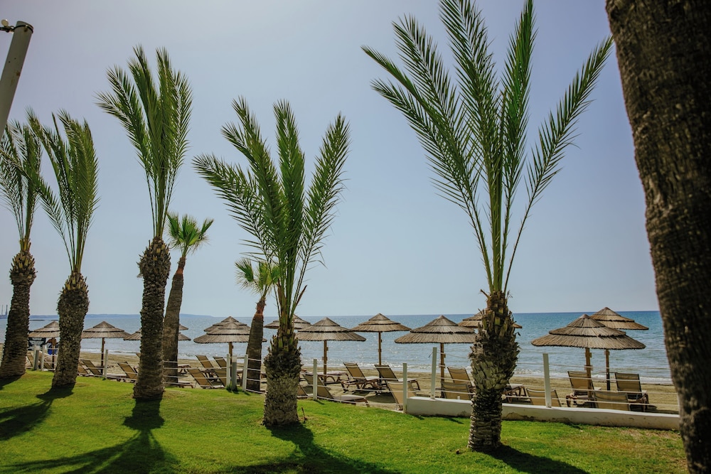 Golden Bay Beach Hotel 43/50