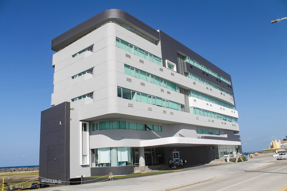 Hotel Punta Azul 1/59