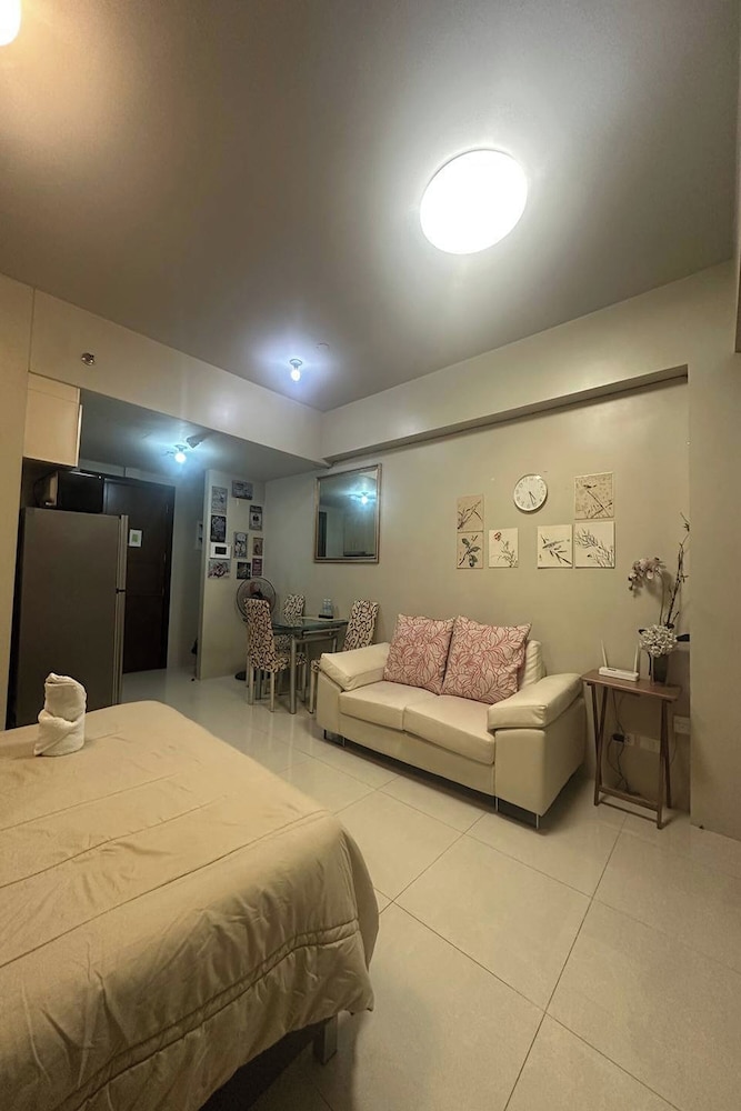 PRS at One Palm Tree Villa near Airport 29/60
