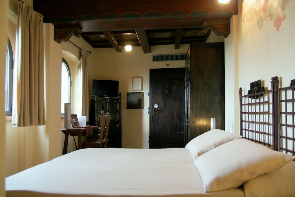 Castello di Monterone 38/64