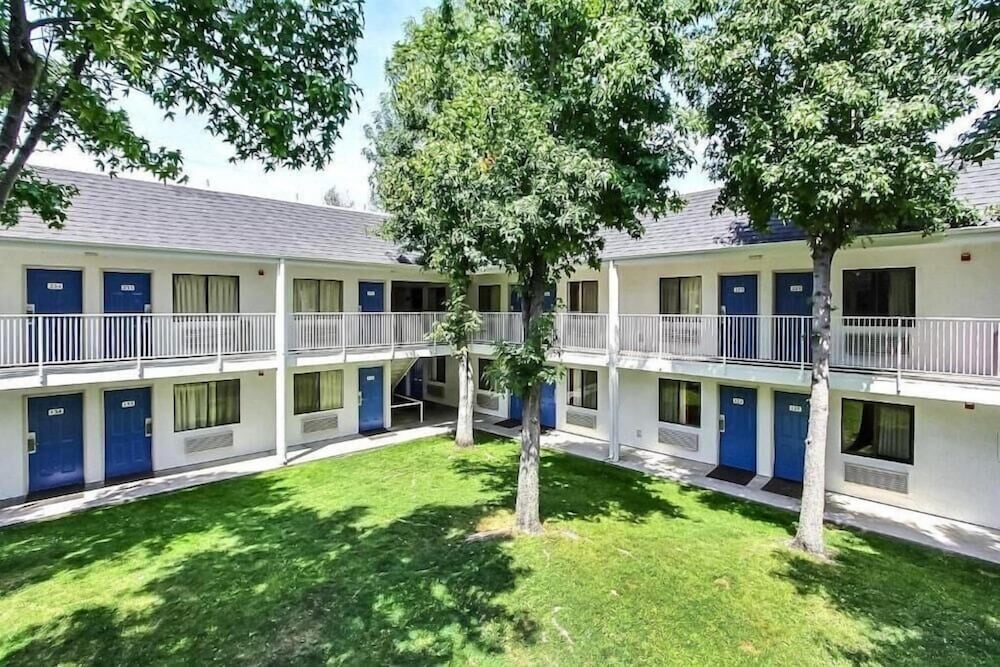 Motel6 Fremont, CA – North 48/58