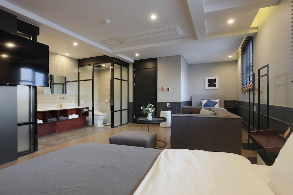 Brown Dot Hotel Yangjeong 21/45