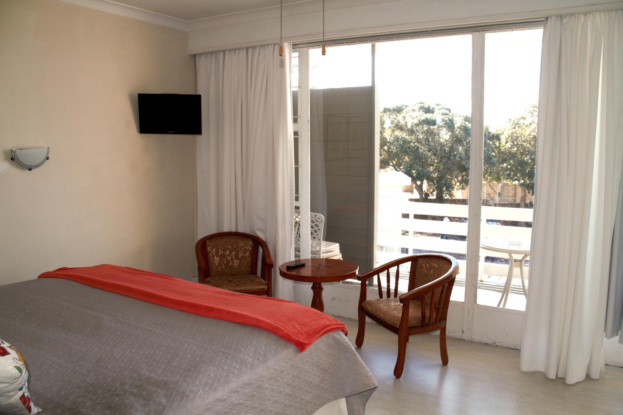 Port Elizabeth Guest House 9/45
