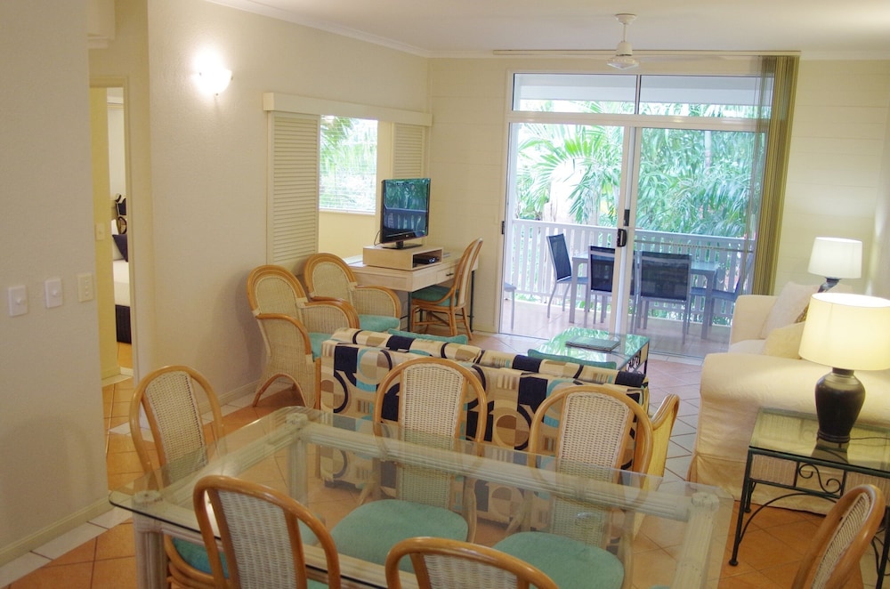 Palm Cove Tropic Apartments 17/26