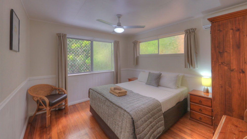 ATHERTON HINTERLAND MOTEL 29/40