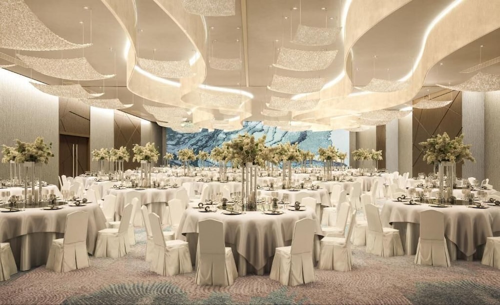 Movenpick Hotel and Hotel Apartments Ghala Muscat 37/50