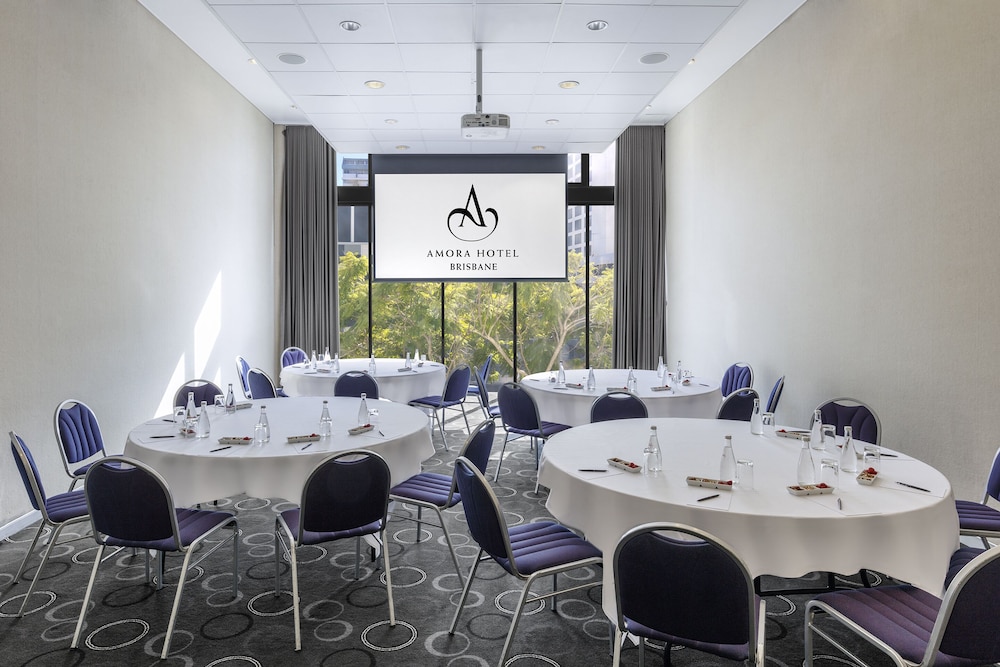 Amora Hotel Brisbane 50/60