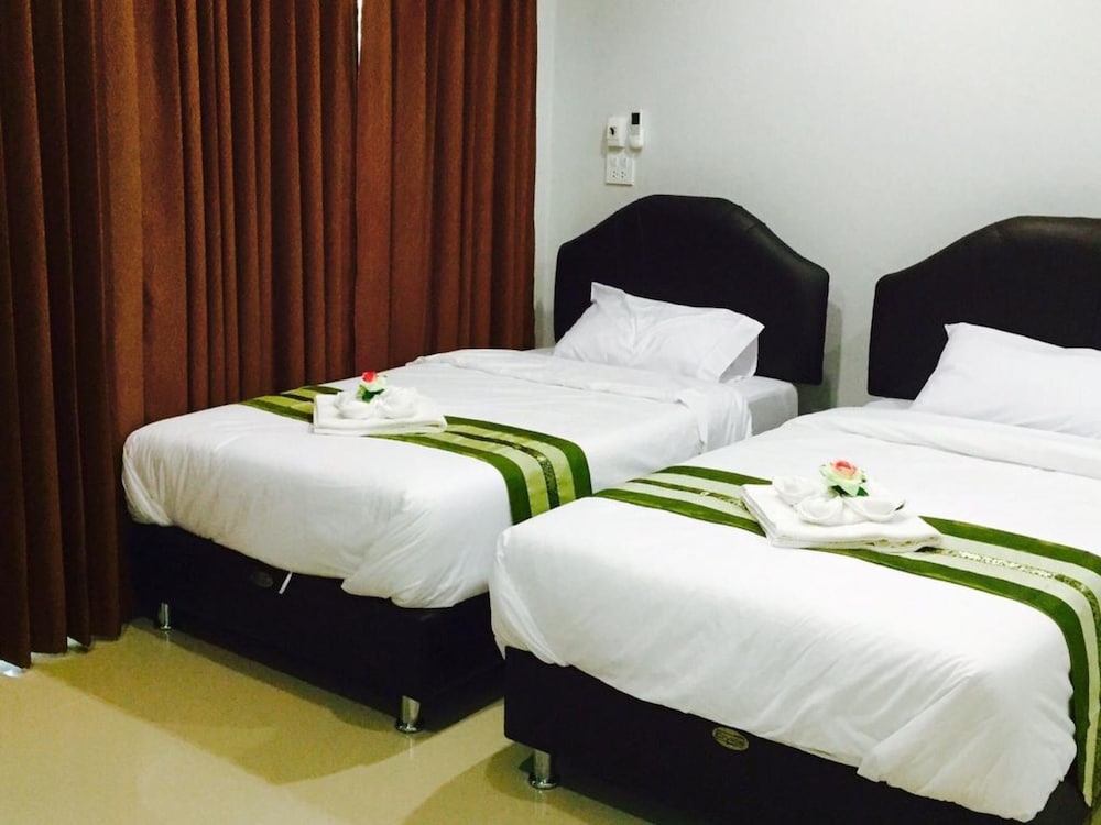 Retro Twin Home At Maesot 20/47