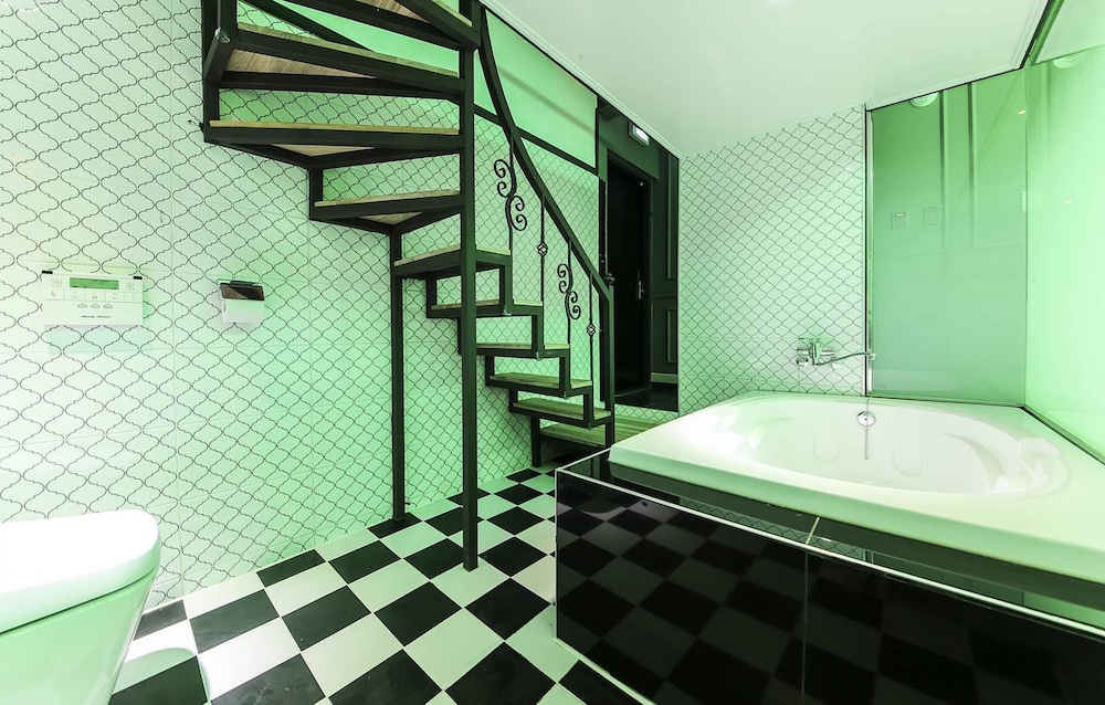 Cheonho La View Luxury Hotel 44/50