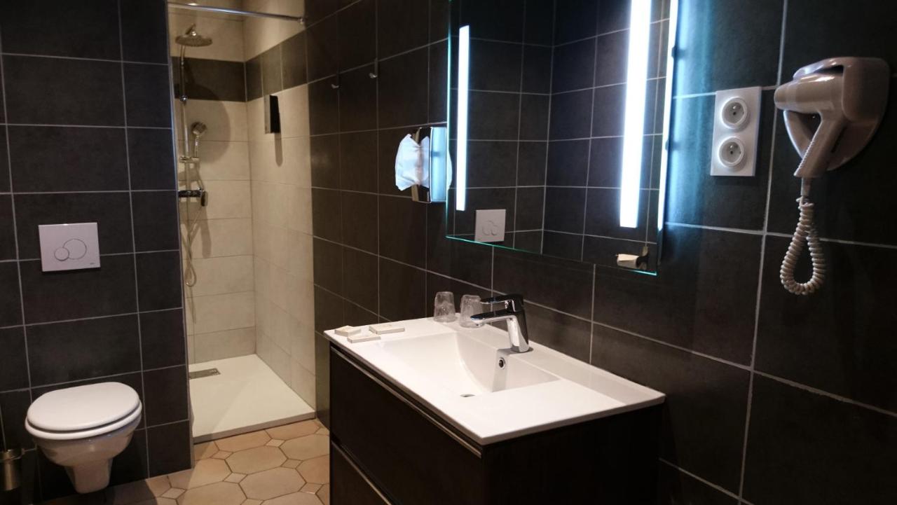 HOTEL PLANTEVIN 25/28