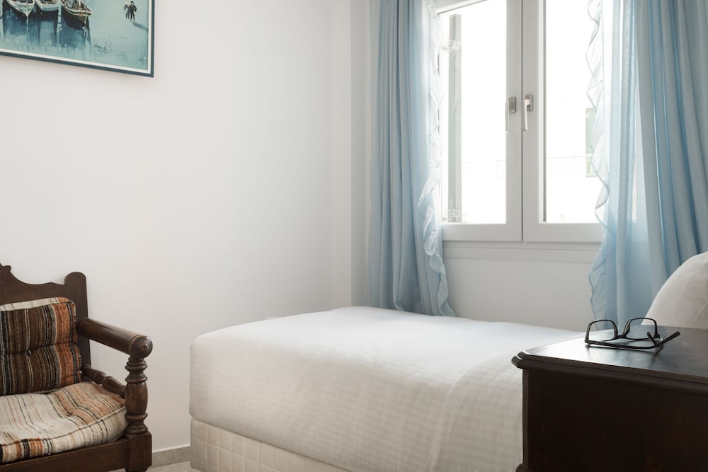 Tinos Resort Hotel 14/50