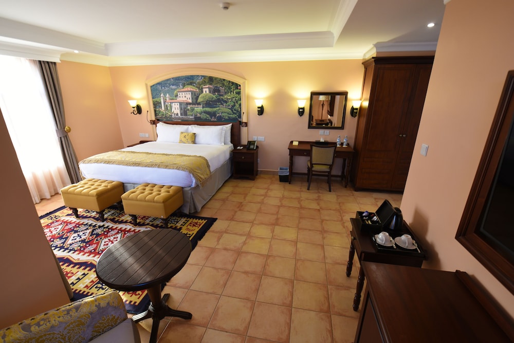 CASA SOLADA HOTEL 24/59