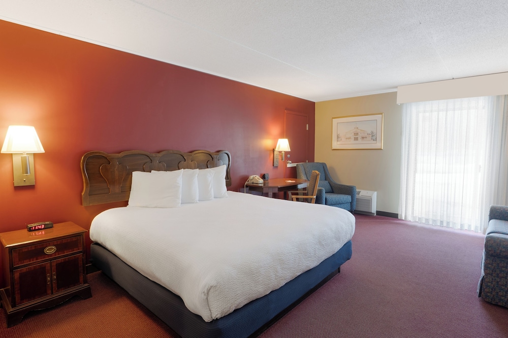 Fireside Inn and Suites Gilford 19/54