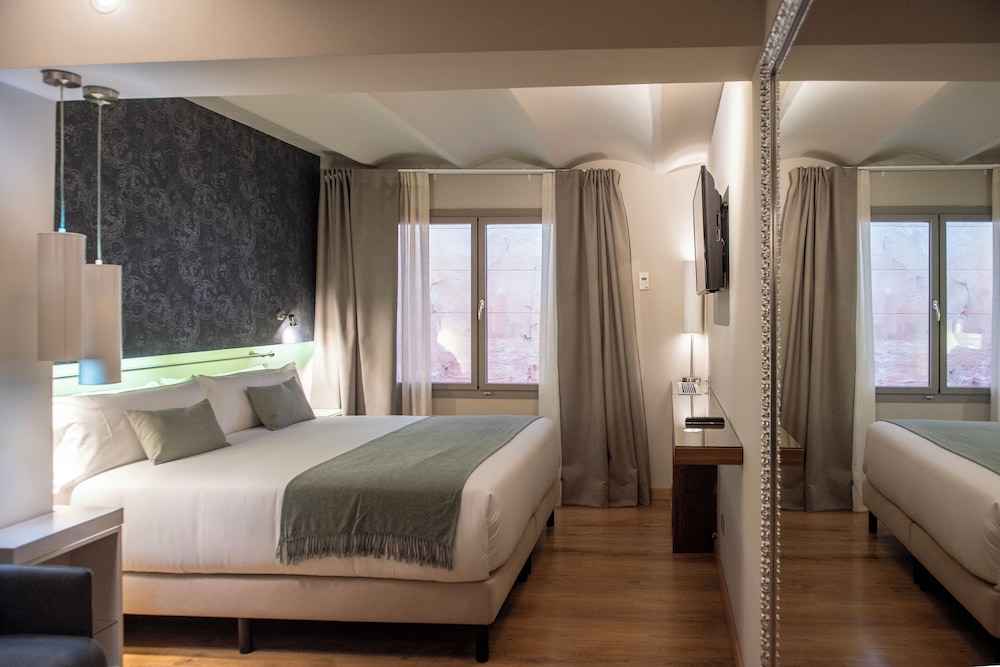 Vasanta Hotel Boutique 20/50