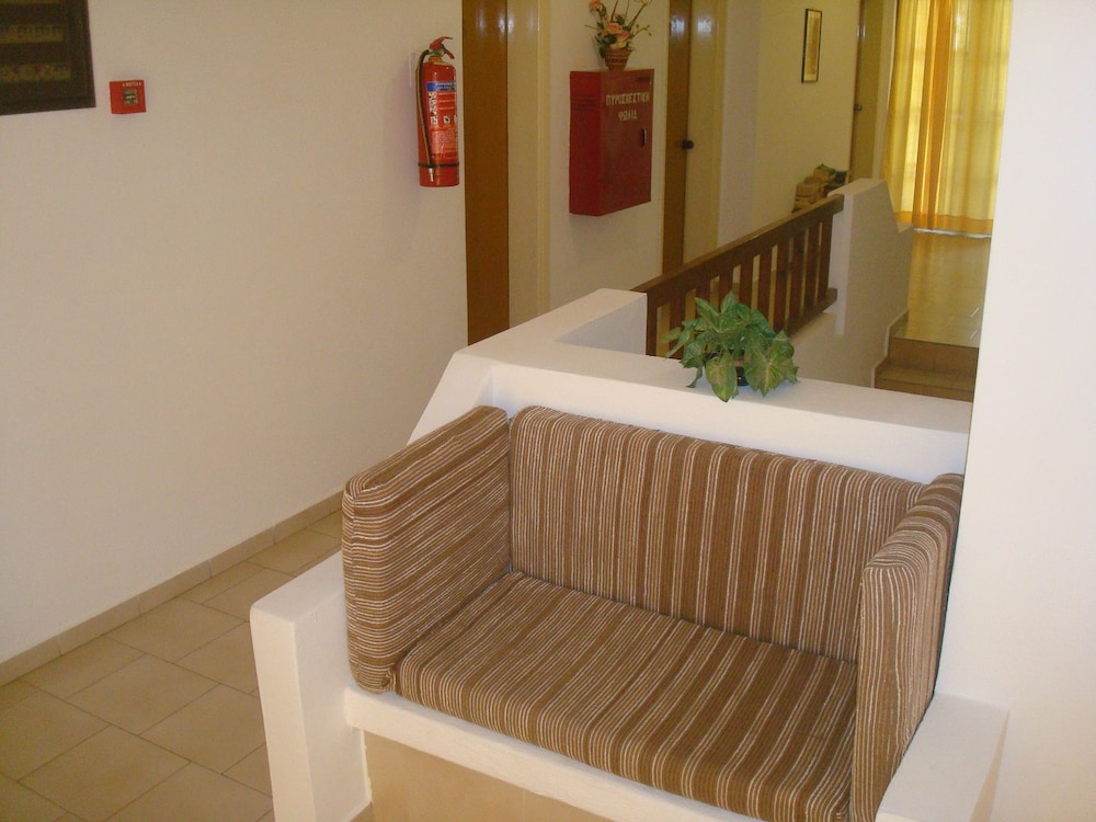 Aghas Hotel 19/60