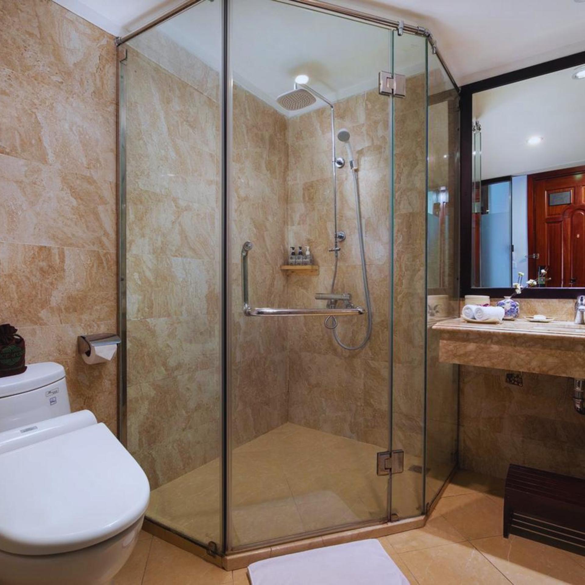 Hotel Emerald Waters Classy 47/51