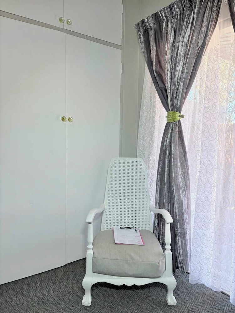 The Angel River Villa 25/50
