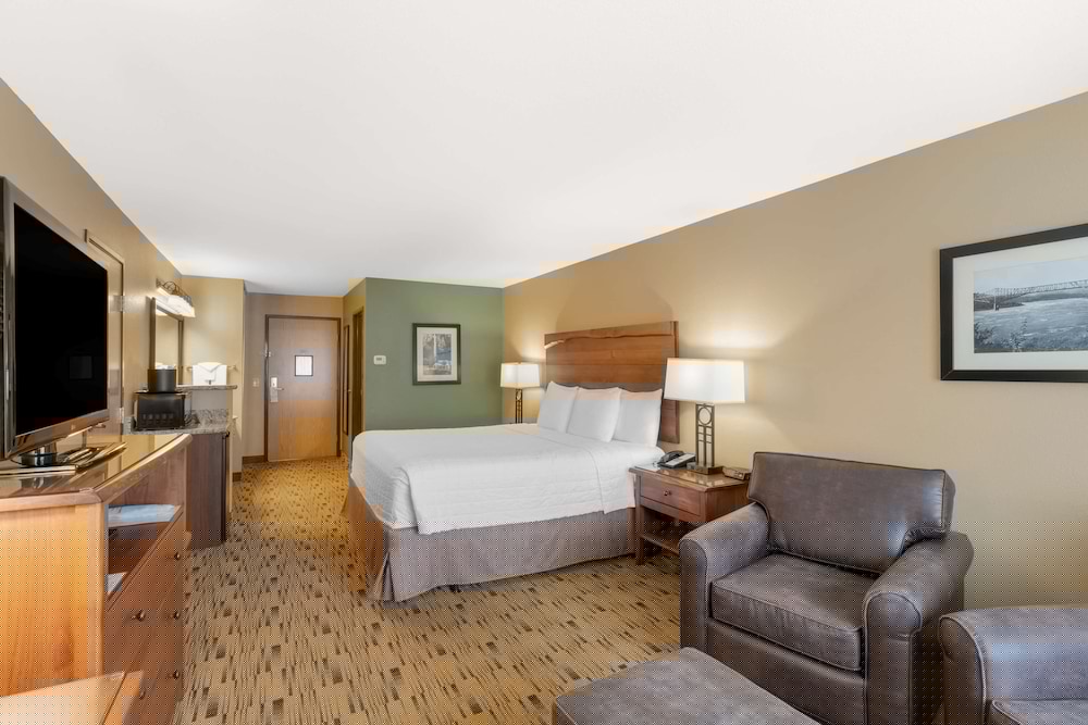 Best Western Plus Columbia River Inn 15/63