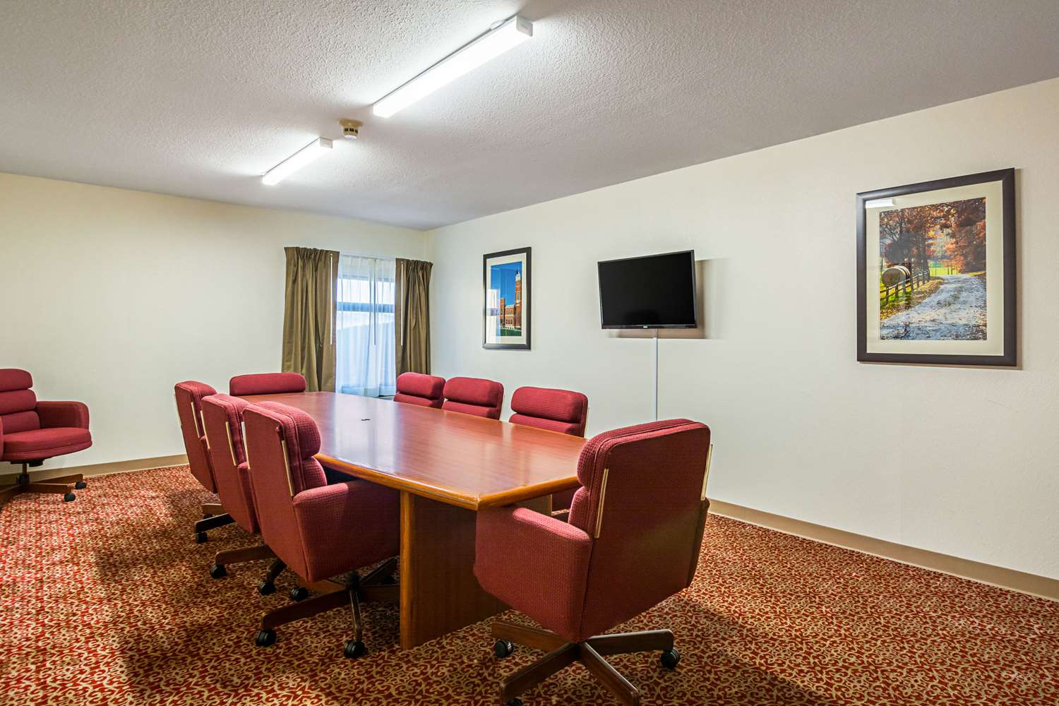 Quality Inn & Suites Greensburg I-74 16/19