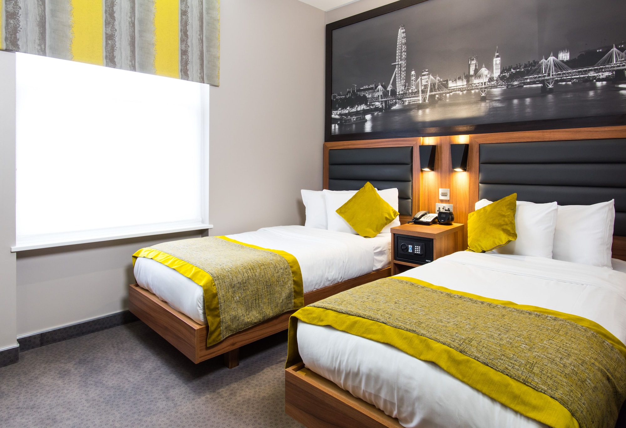CLASSIC, TWIN BEDS, GARDEN VIEW