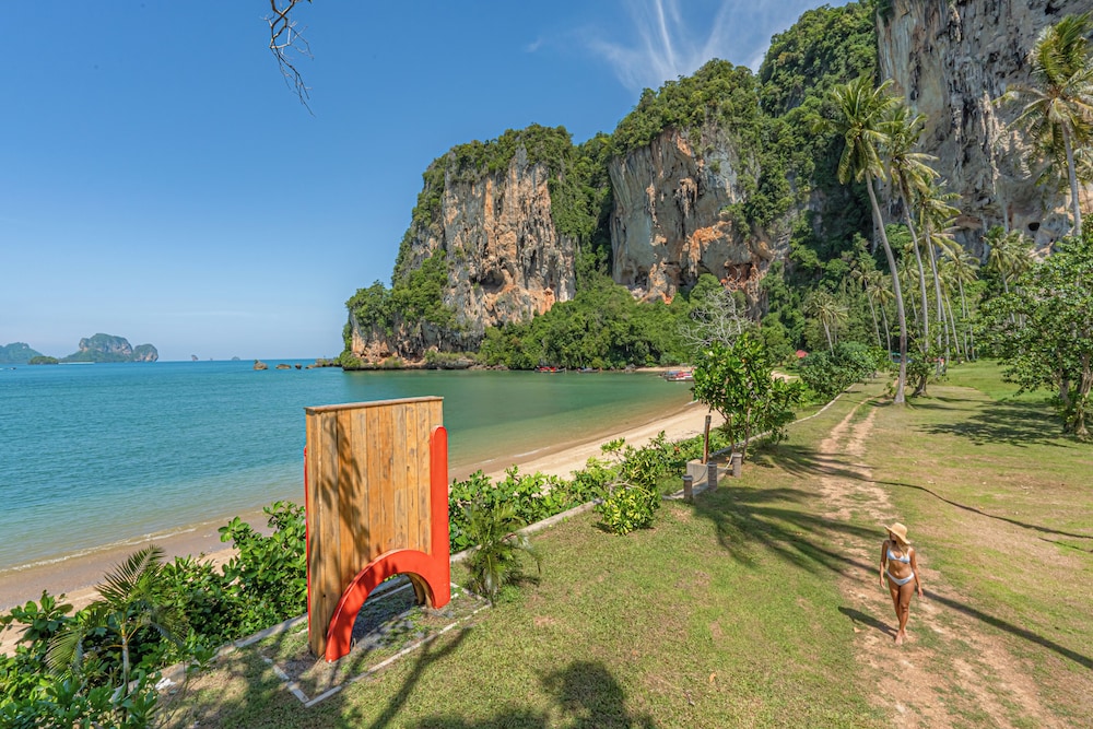 Tinidee Hideaway Tonsai Beach Krabi 24/50