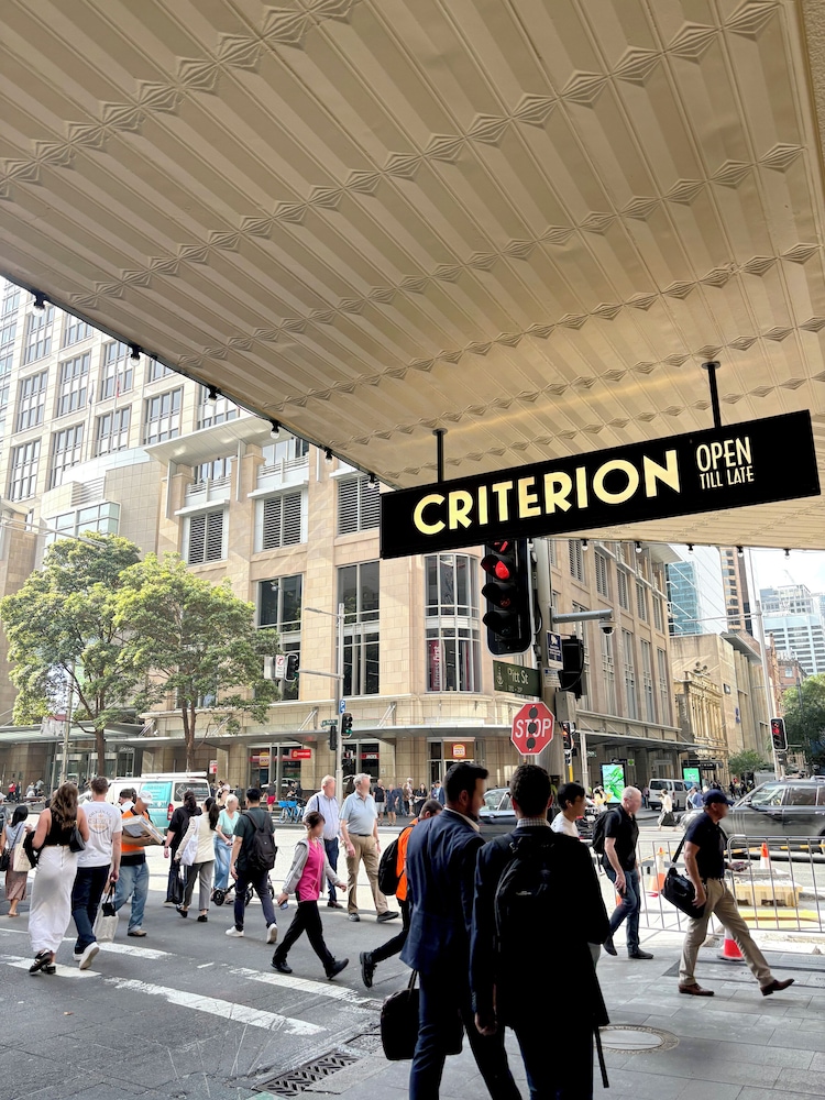 Criterion Hotel Sydney 61/64