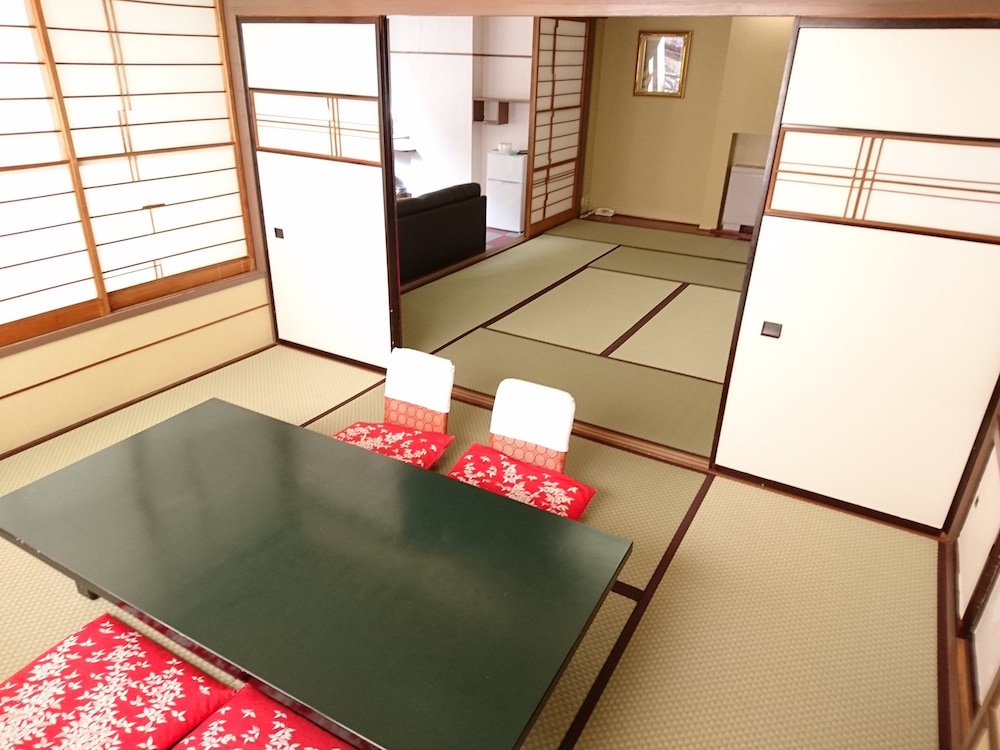 Ichiryukaku Honkan 24/49