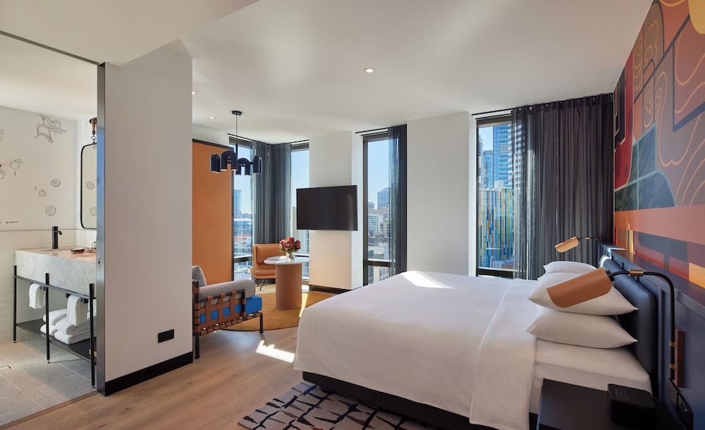 Caption By Hyatt Central Sydney 11/37