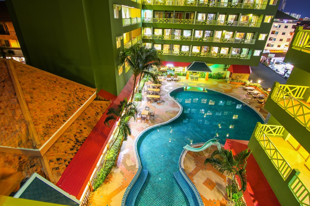 Phuphaya Resort Pattaya 42/47
