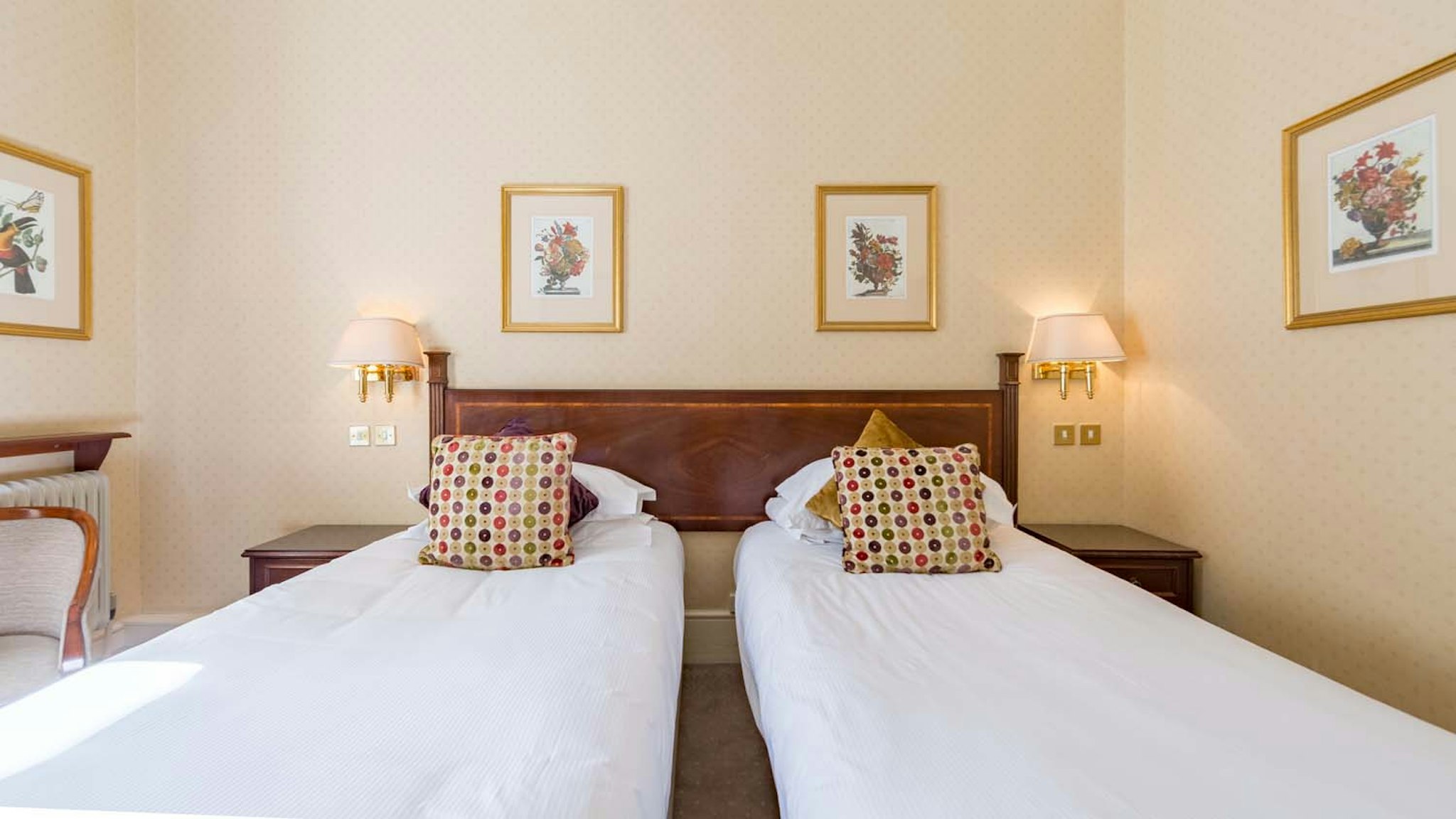 Petersham Hotel 5/50