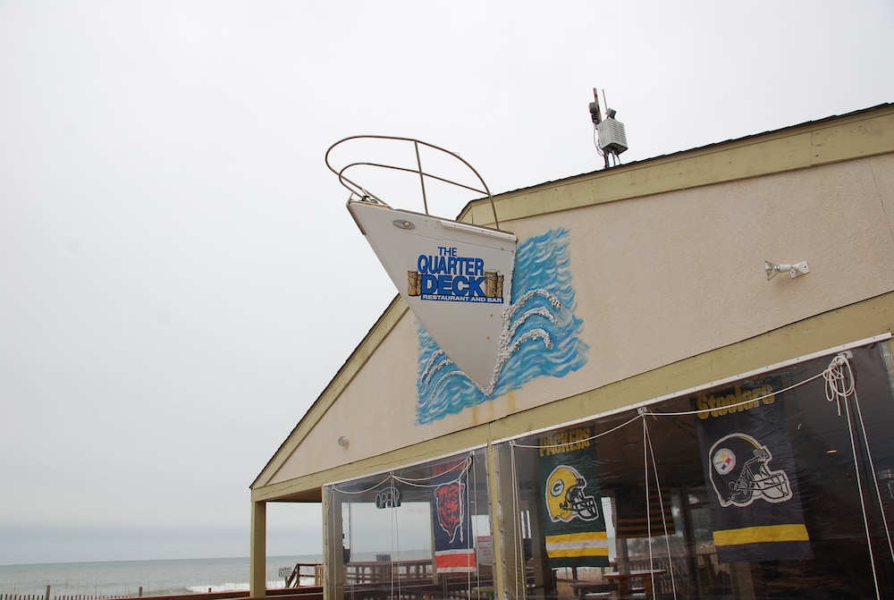Myrtle Beach Resort by Beach Vacations 7/79