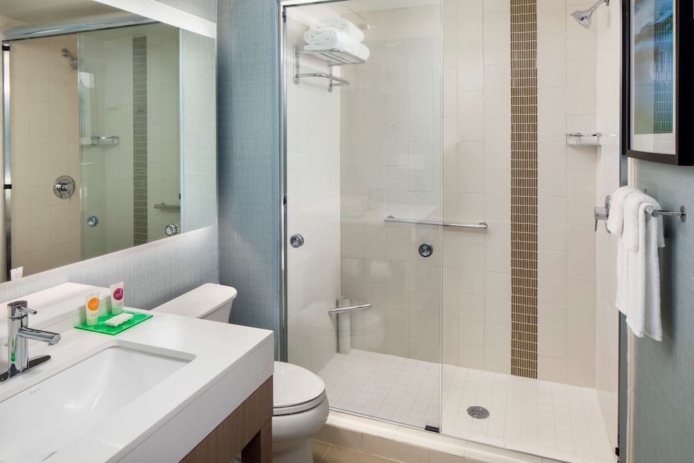 Hyatt Place Mount Pleasant Towne Centre 8/45