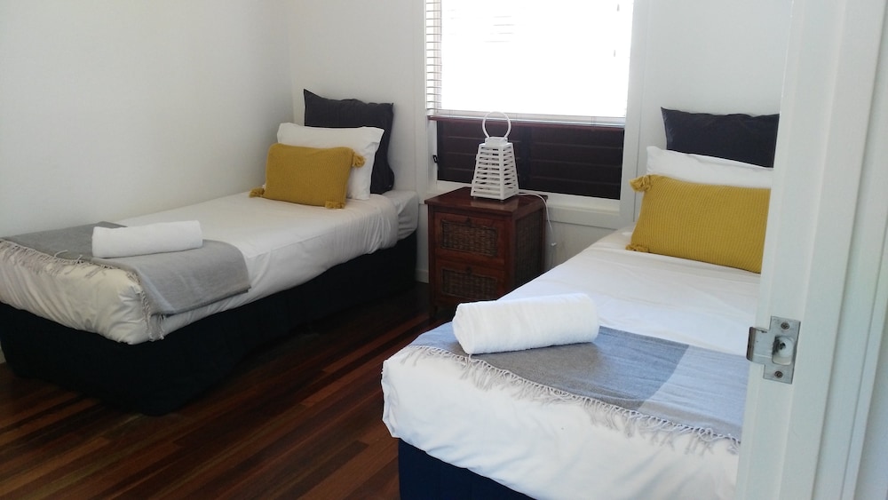 South Pacific Resort 32/78