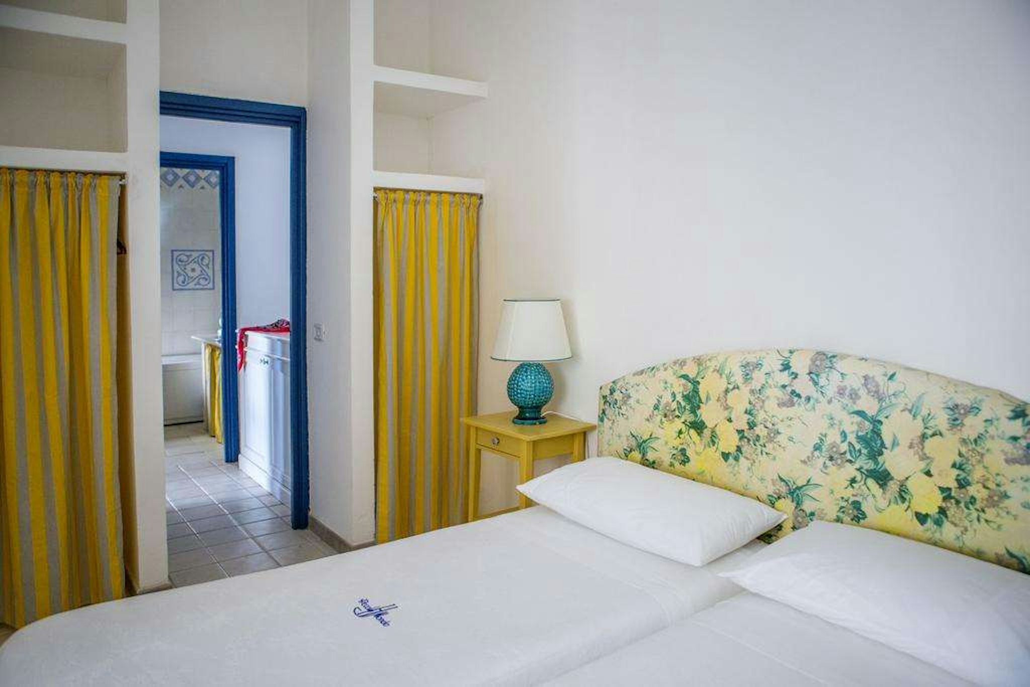 HOTEL PICCOLO MONDO 23/75