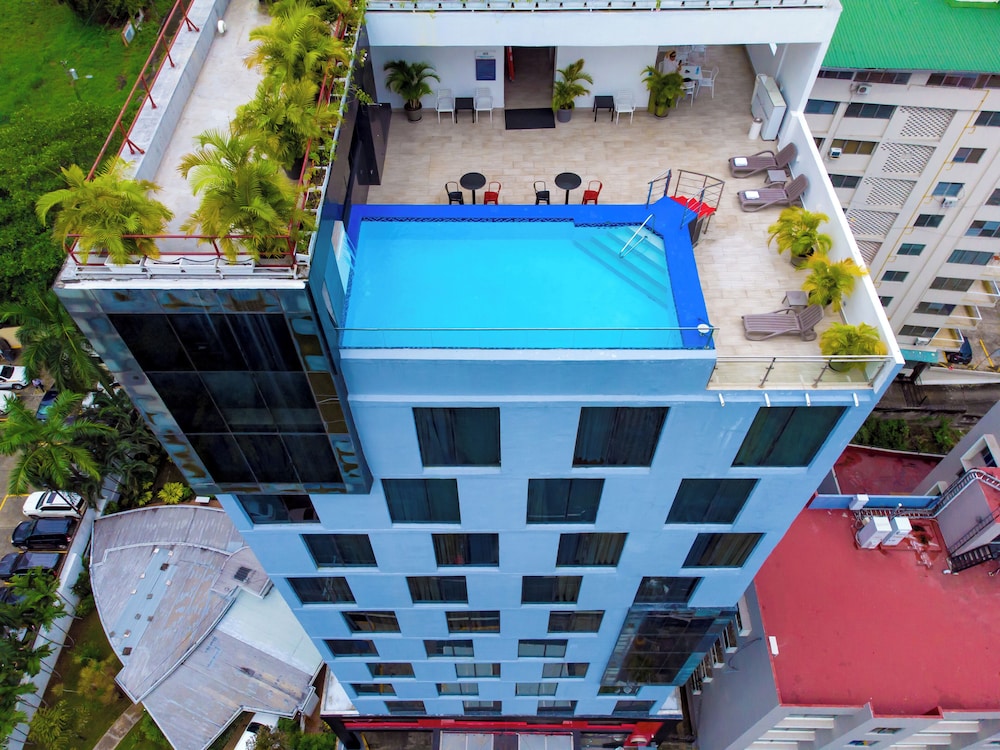 Hotel Mio Panama 7/60