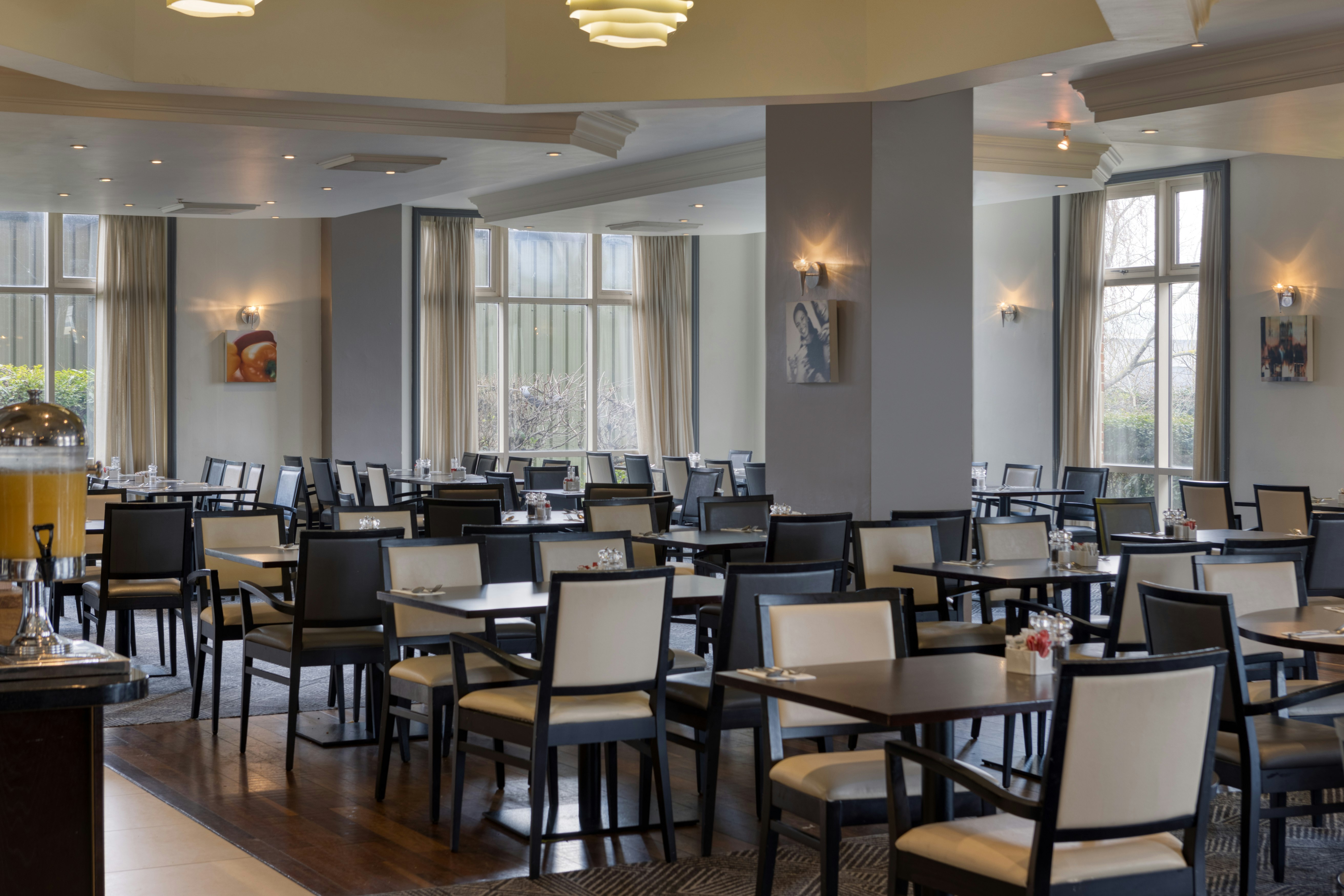 Doubletree By Hilton Dartford Bridge 60/84