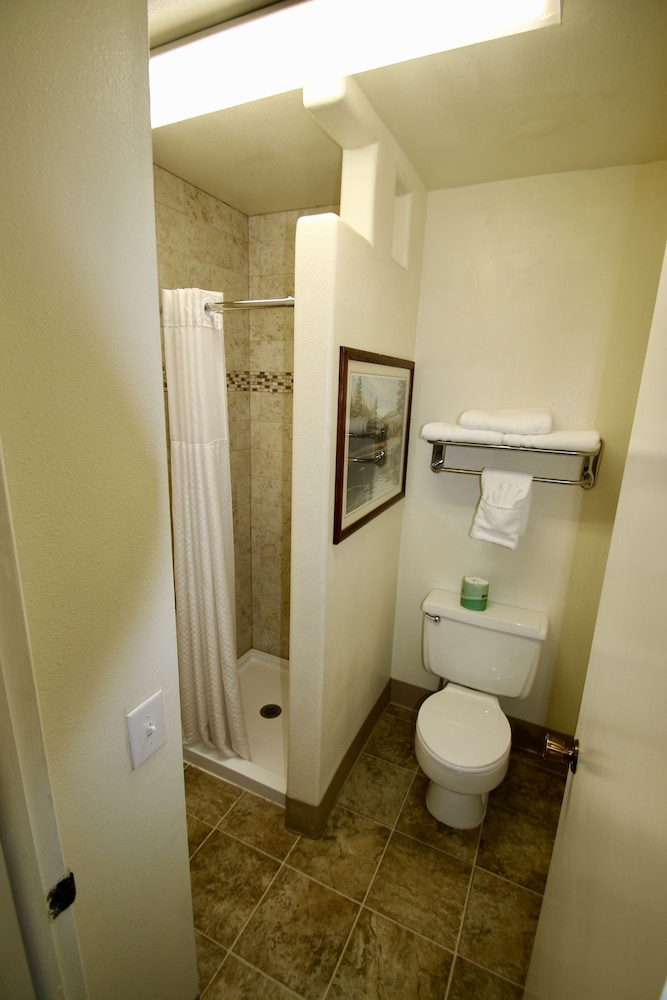 Gateway Inn 34/79