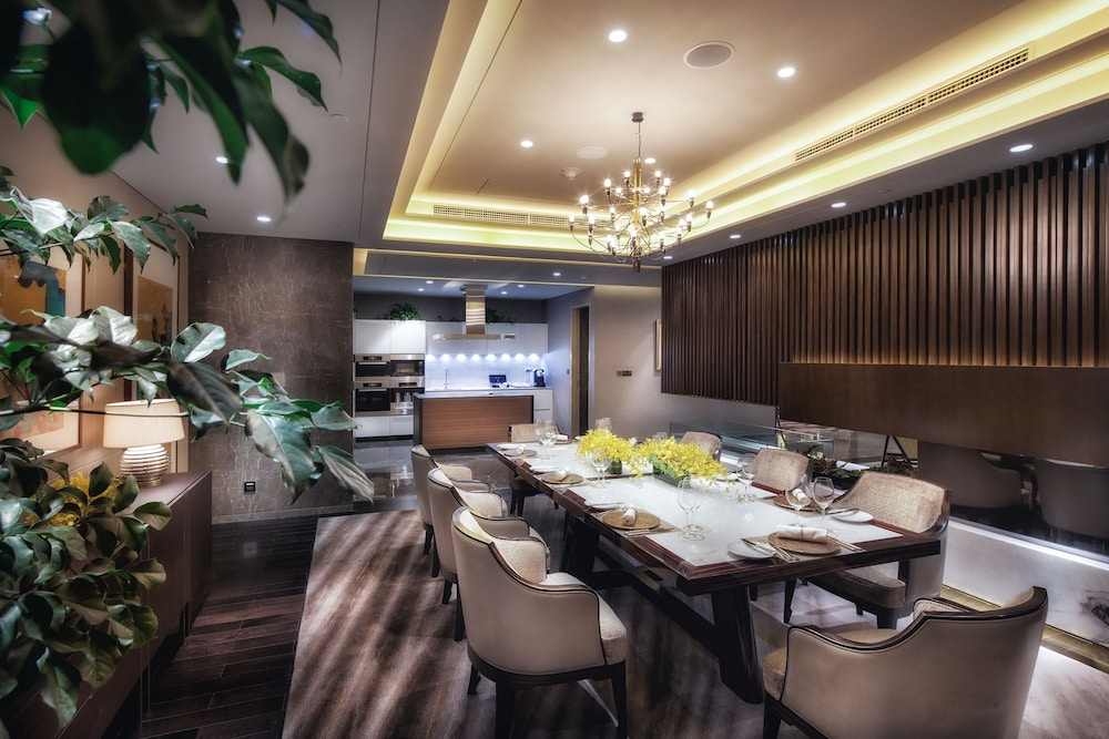 Four Seasons Hotel Shenzhen 47/56