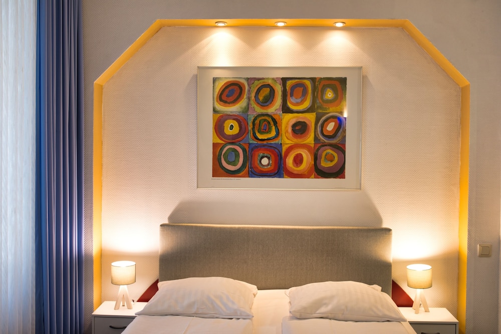 ART-HOTEL CHARLOTTENBURGER HOF 25/50