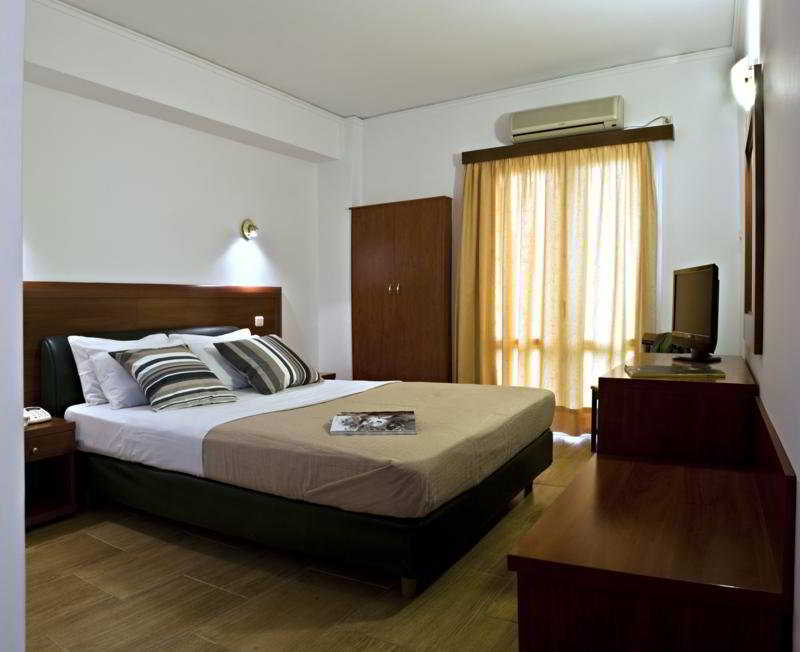 Standard, Double or Twin Bed