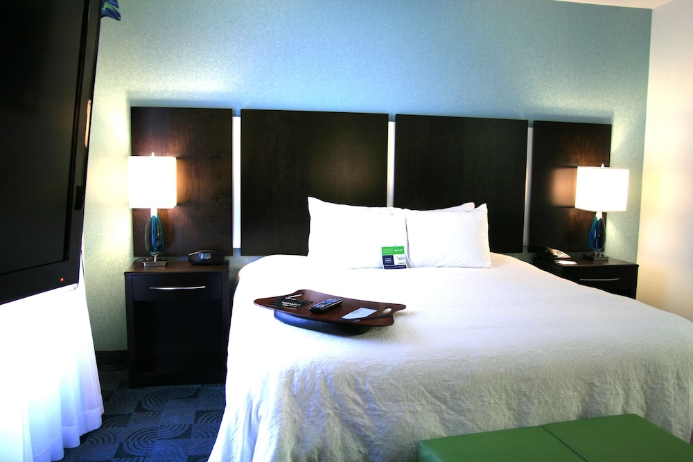 Hampton Inn And Suites Dallas Lewisville Vista Ridge Mall 17/71