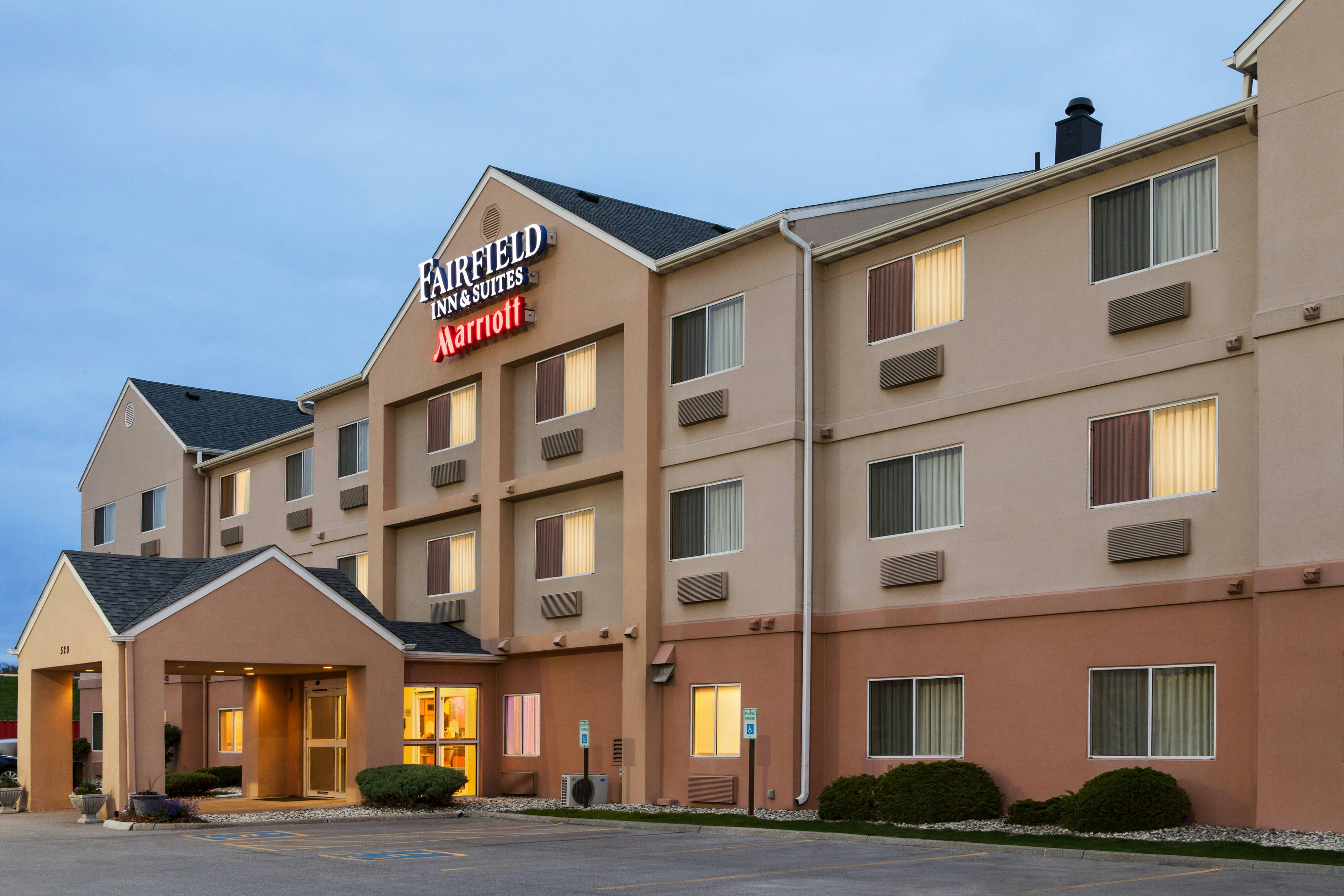 Fairfield Inn and Suites Omaha East/Council Bluffs IA 4/36