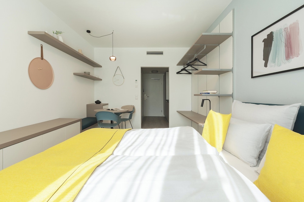 Studio, Suite, Single Bed