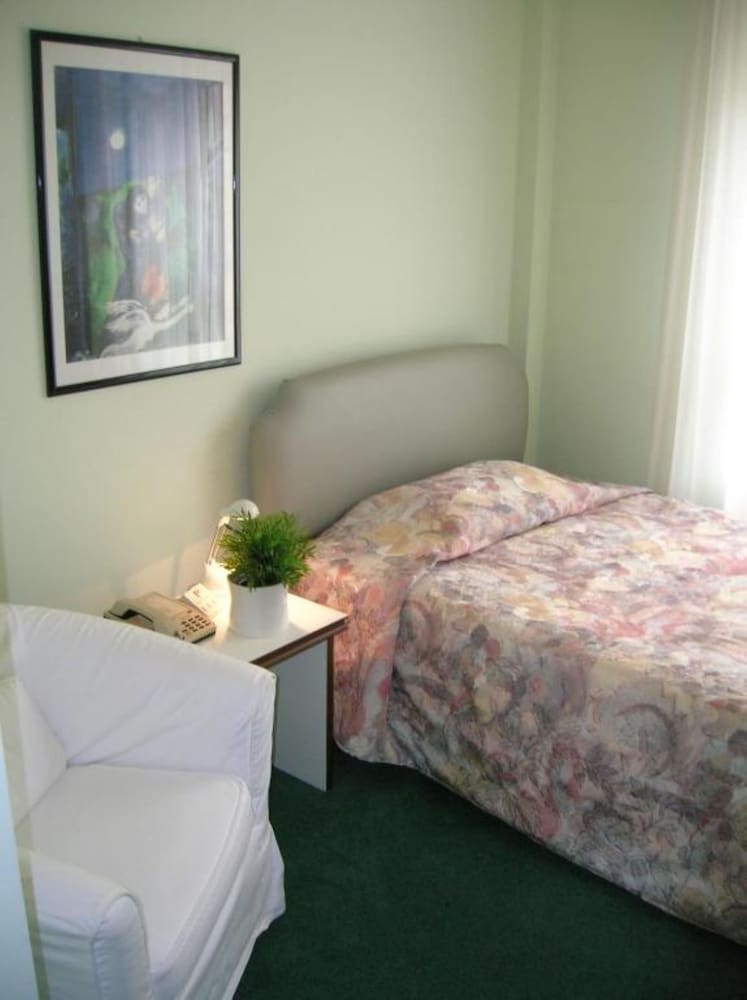 Hotel Molise 2 37/64